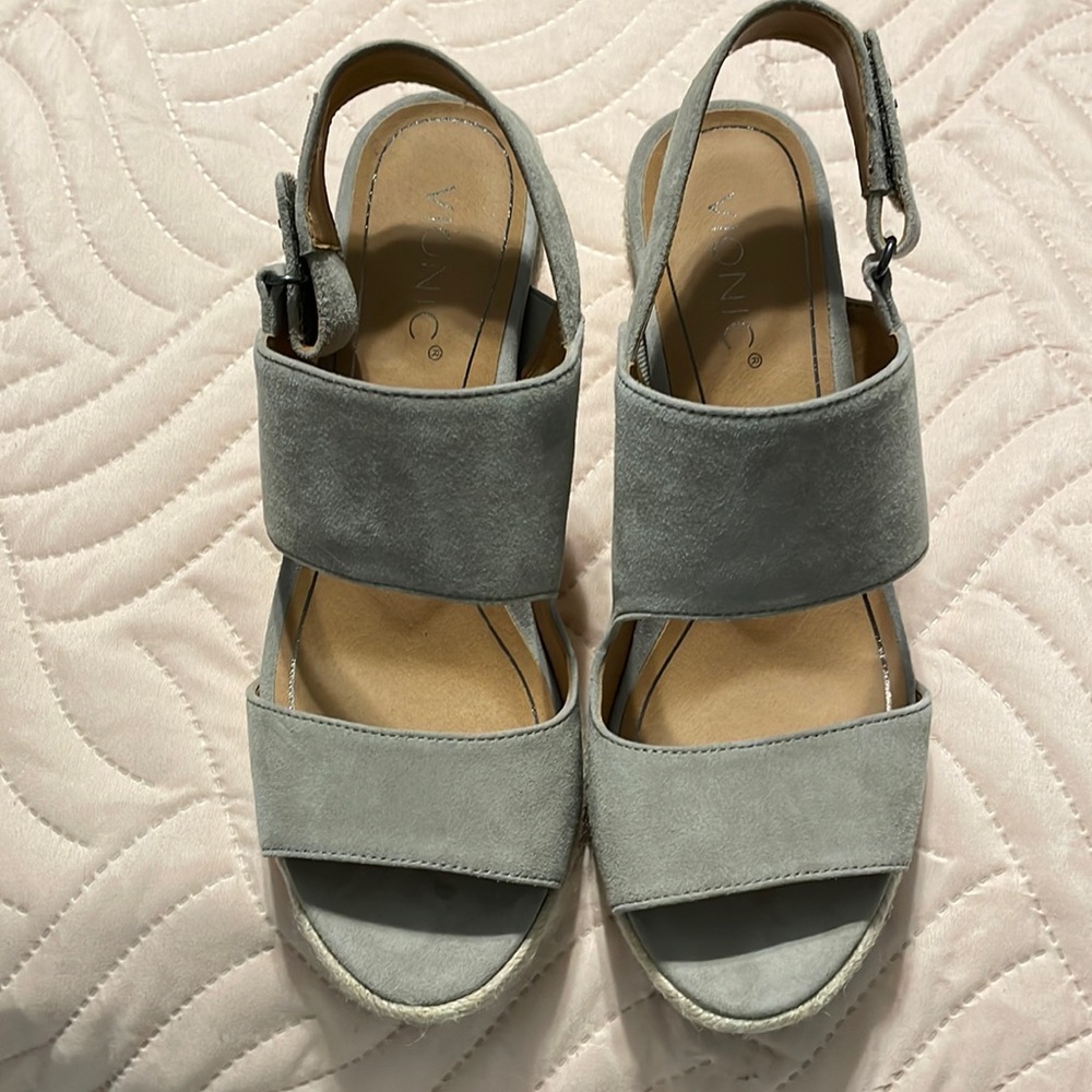 Gray vionic sandals
